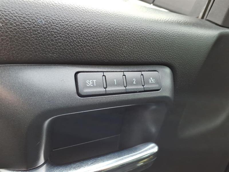 GMC Sierra 1500 Denali Crew Cab Long Box 4WD 2015