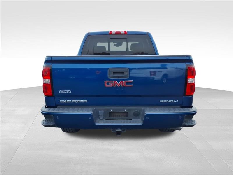 GMC Sierra 1500 Denali Crew Cab Long Box 4WD 2015