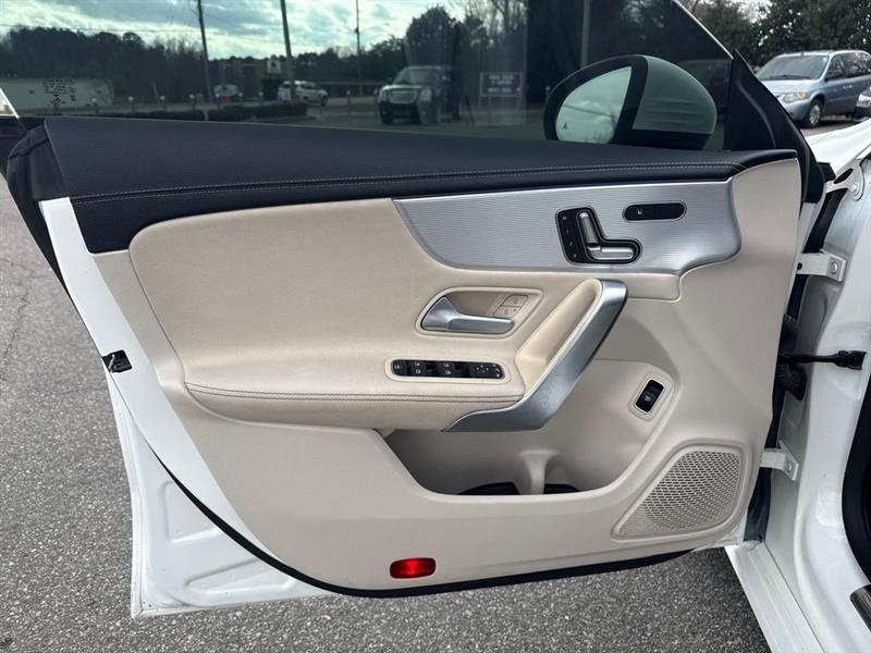 Mercedes-Benz CLA-Class CLA250 2021