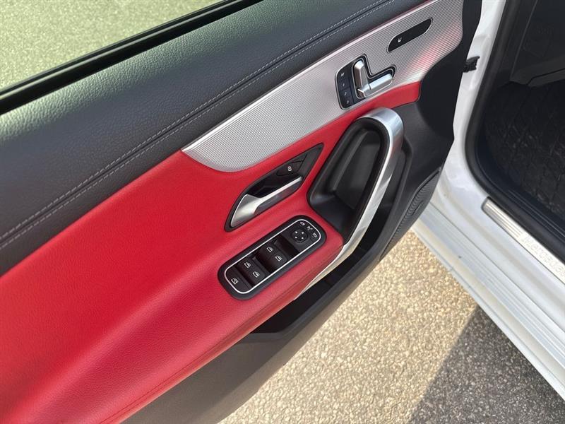 Mercedes-Benz A-Class A 220 4MATIC 2021