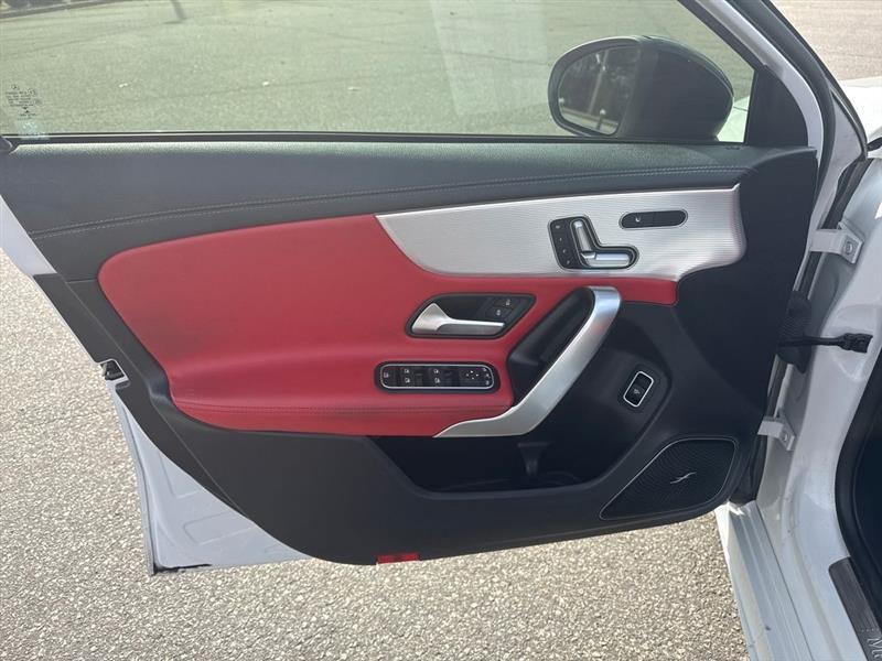 Mercedes-Benz A-Class A 220 4MATIC 2021