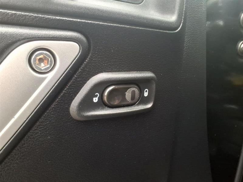 Jeep Wrangler Unlimited Sahara 4WD 2014