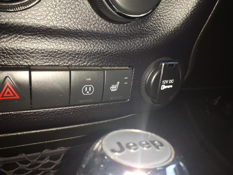 Jeep Wrangler Unlimited Sahara 4WD 2014