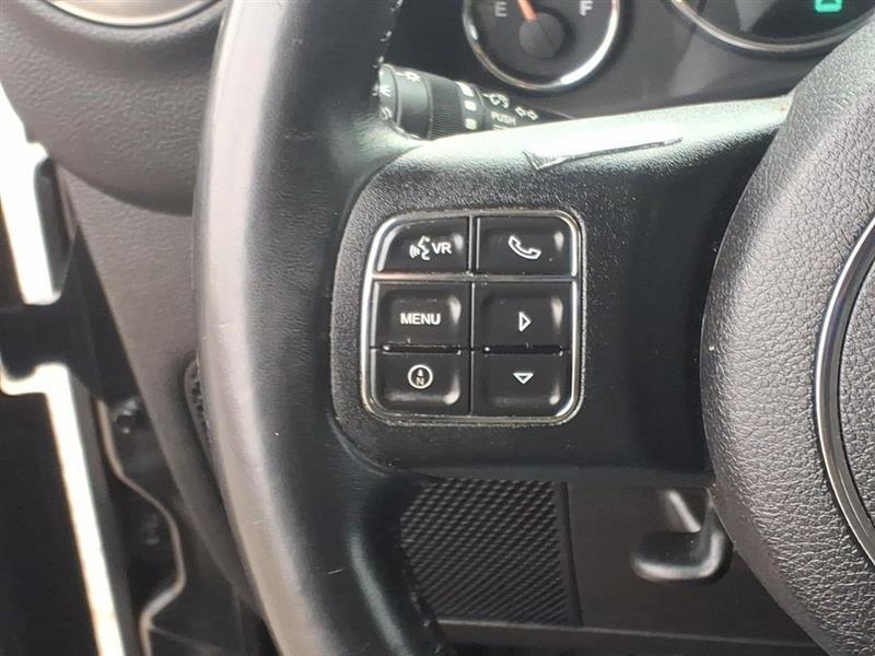 Jeep Wrangler Unlimited Sahara 4WD 2014