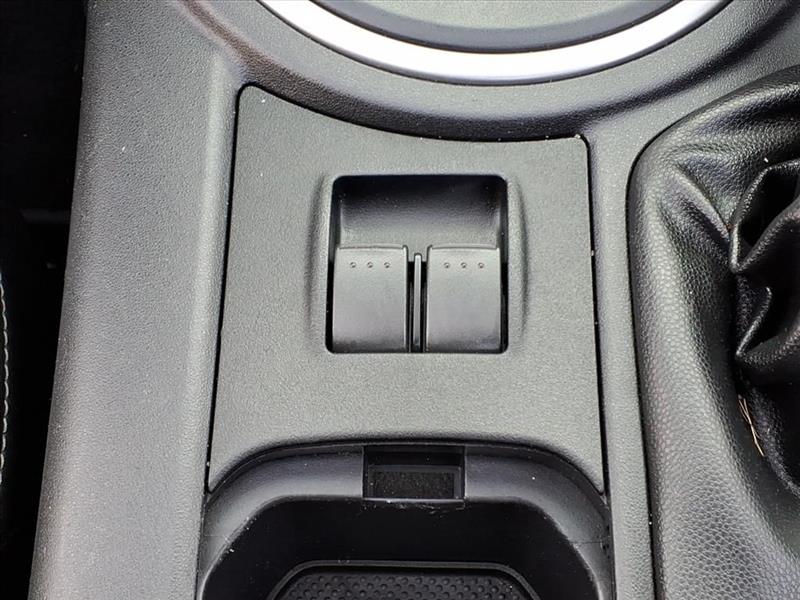 Mazda MX-5 Miata Grand Touring PRHT 2010