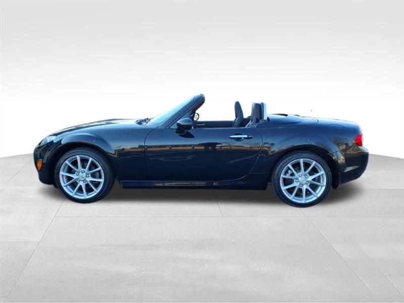 Mazda MX-5 Miata Grand Touring PRHT 2010