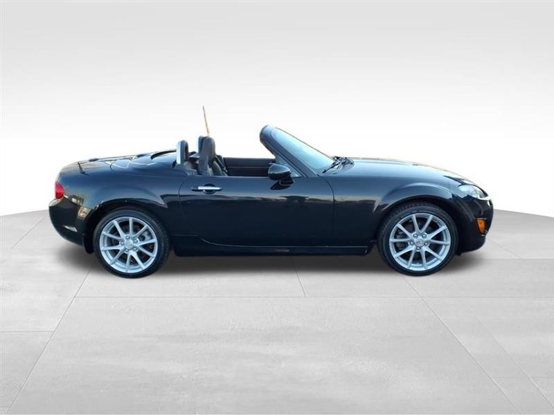 Mazda MX-5 Miata Grand Touring PRHT 2010