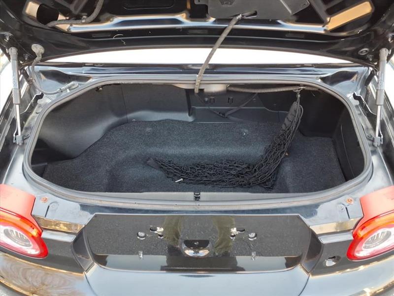 Mazda MX-5 Miata Grand Touring PRHT 2010