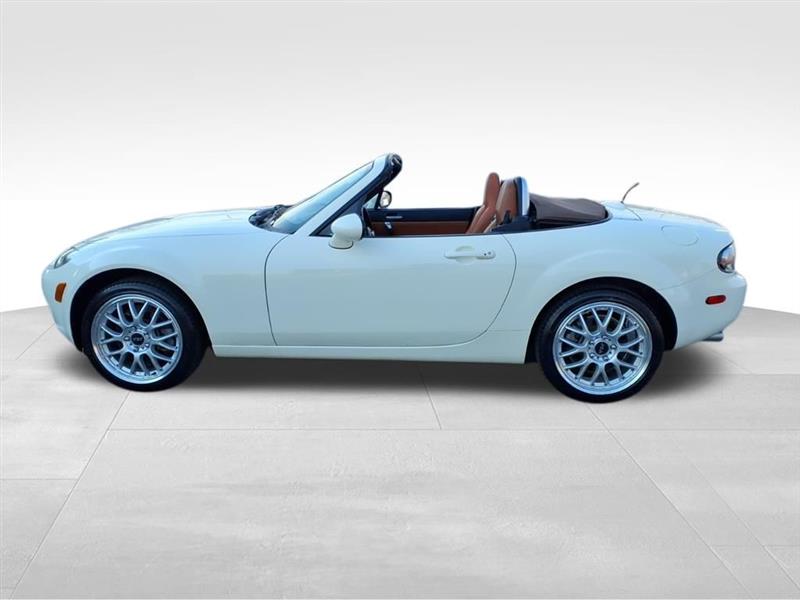 Mazda MX-5 Miata Grand Touring 2007