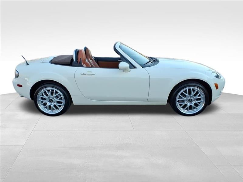 Mazda MX-5 Miata Grand Touring 2007