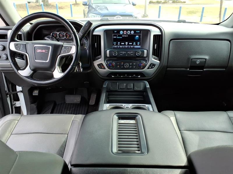 GMC Sierra 1500 SLT Crew Cab Long Box 4WD 2018