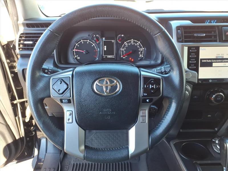 Toyota 4Runner SR5 4WD 2022