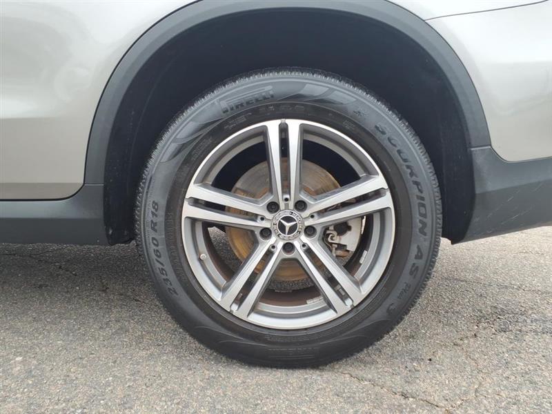 Mercedes-Benz GLC-Class GLC300 2020