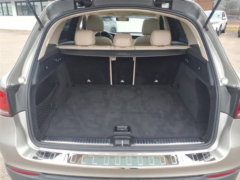 Mercedes-Benz GLC-Class GLC300 2020