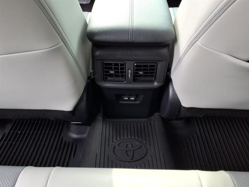 Toyota RAV4 Limited AWD 2021