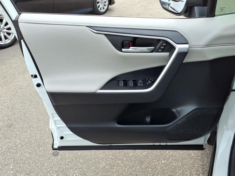 Toyota RAV4 Limited AWD 2021