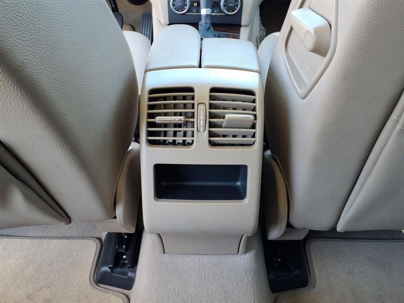 Mercedes-Benz GLK-Class GLK350 4MATIC 2012