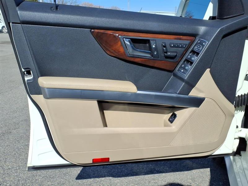 Mercedes-Benz GLK-Class GLK350 4MATIC 2012