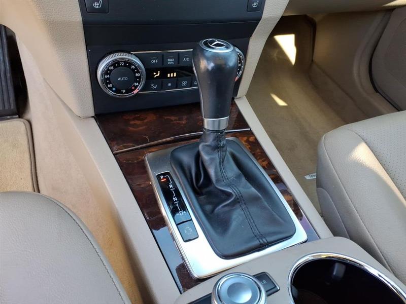 Mercedes-Benz GLK-Class GLK350 4MATIC 2012