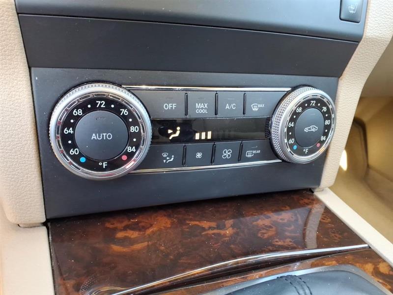 Mercedes-Benz GLK-Class GLK350 4MATIC 2012