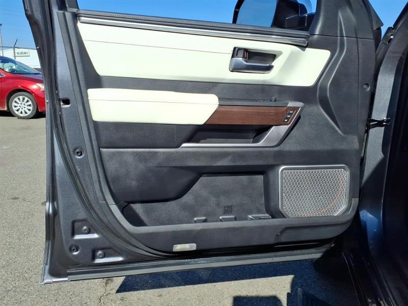 Toyota Sequoia TRD Pro 4WD 2023