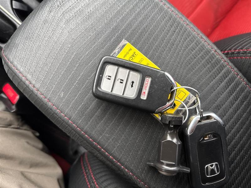 Honda Civic Si Coupe 6-Speed MT 2015