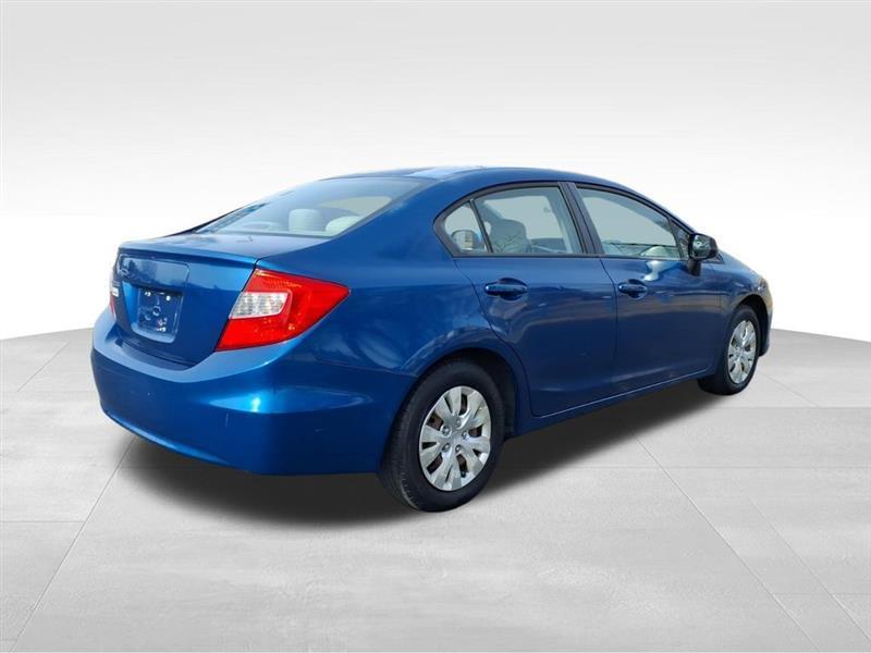 Honda Civic LX Sedan 5-Speed AT 2012