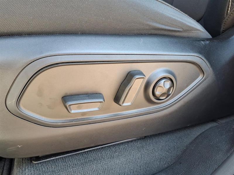 Jeep Grand Cherokee Laredo E 2WD 2023