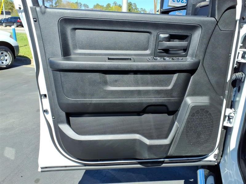 RAM 2500 Tradesman Crew Cab SWB 4WD 2023