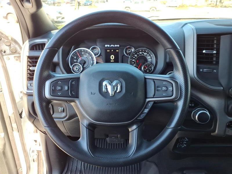 RAM 2500 Tradesman Crew Cab SWB 4WD 2023