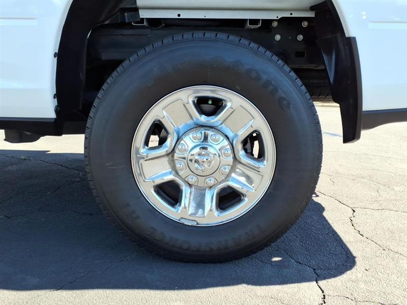 RAM 2500 Tradesman Crew Cab SWB 4WD 2023