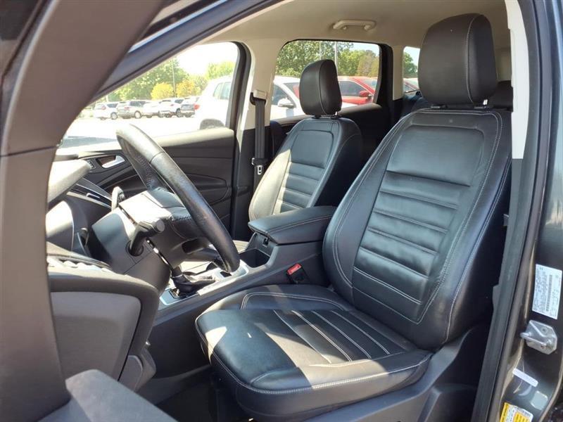 Ford Escape Titanium 4WD 2019