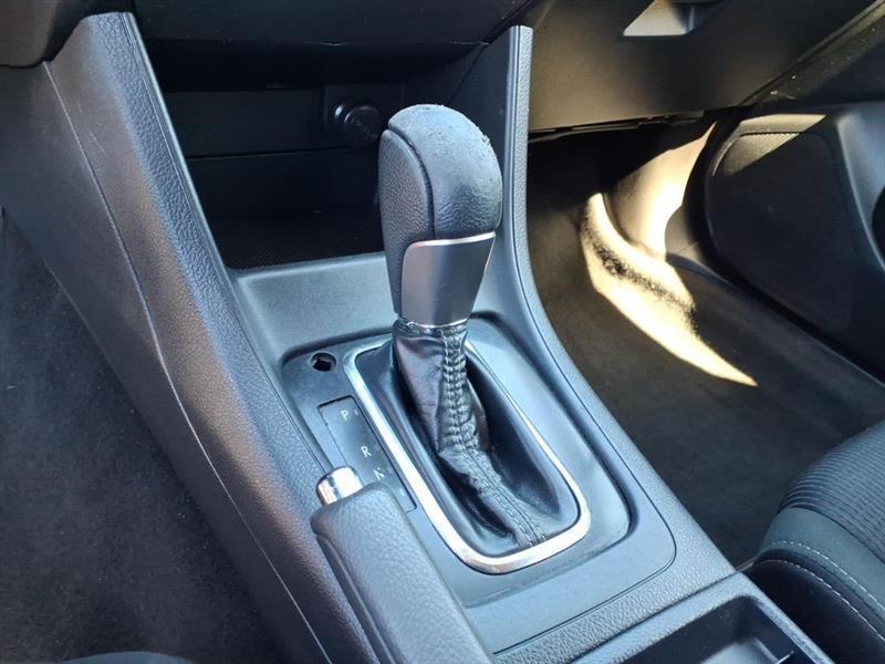 Subaru Impreza 2.0i Sport Premium PZEV CVT 5-Door 2015