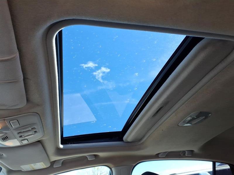 Subaru Impreza 2.0i Sport Premium PZEV CVT 5-Door 2015