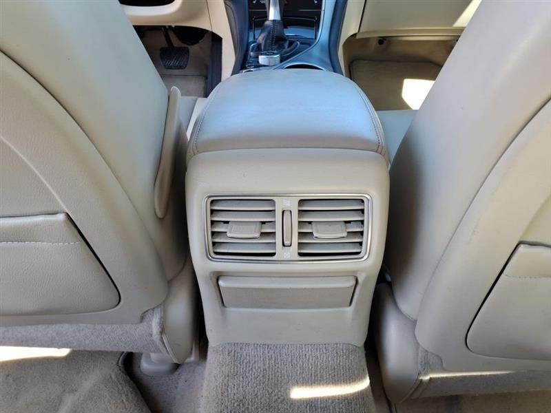 Infiniti Q50 Premium 2015