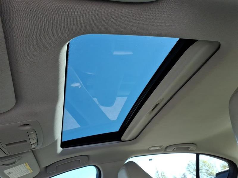 Infiniti Q50 Premium 2015