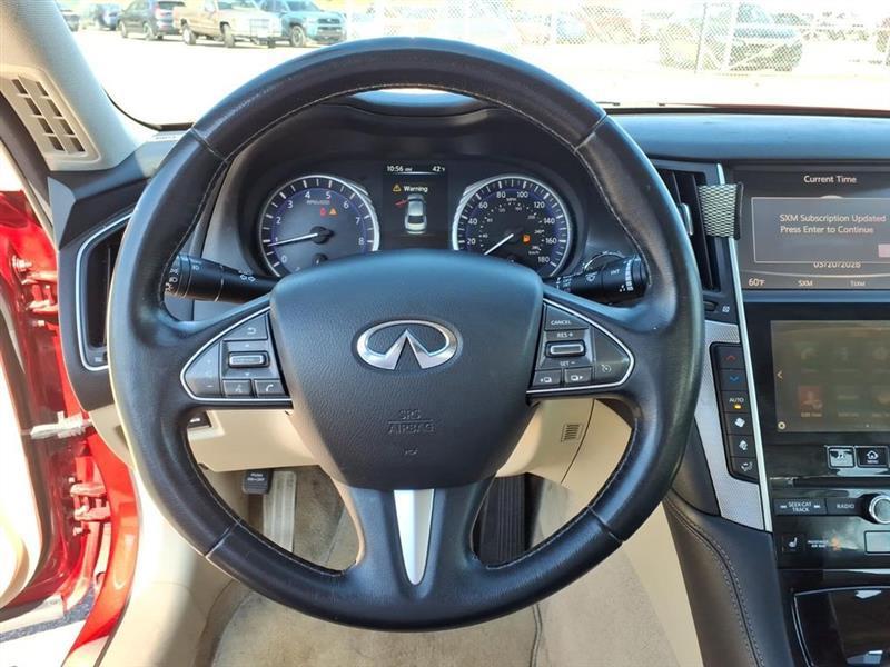 Infiniti Q50 Premium 2015