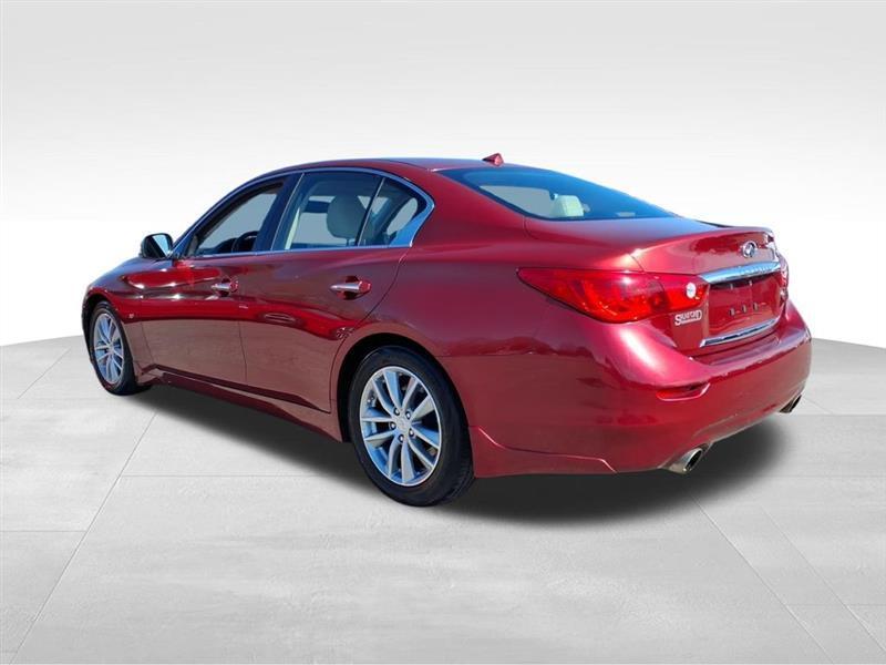 Infiniti Q50 Premium 2015
