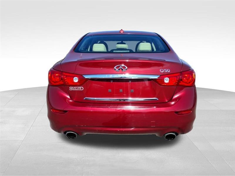 Infiniti Q50 Premium 2015