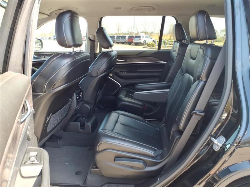 Jeep Grand Cherokee L Limited 2WD 2021