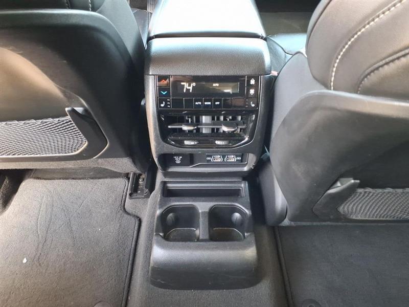 Jeep Grand Cherokee L Limited 2WD 2021