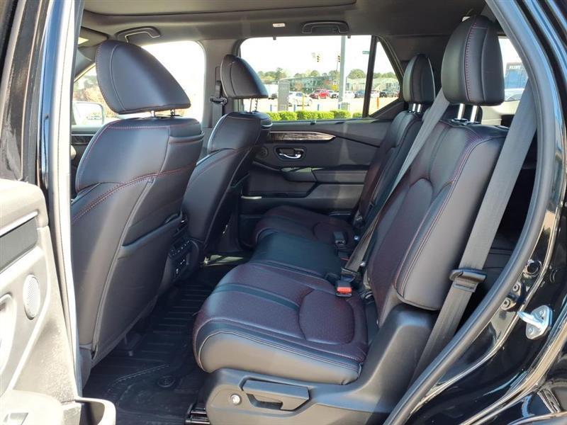 Honda Pilot Black Edition AWD 2025