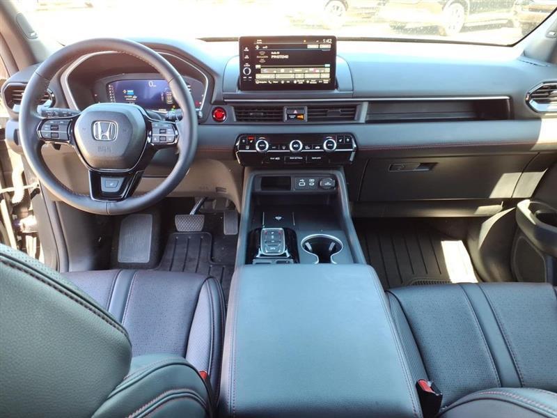 Honda Pilot Black Edition AWD 2025