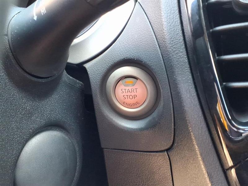 Nissan Juke SL FWD 2016