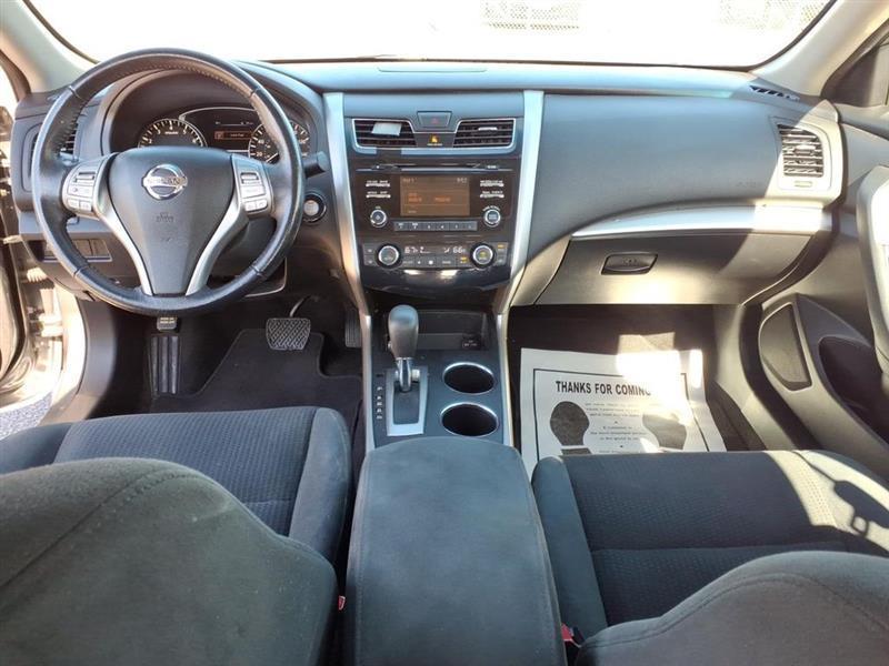 Nissan Altima 2.5 SV 2015