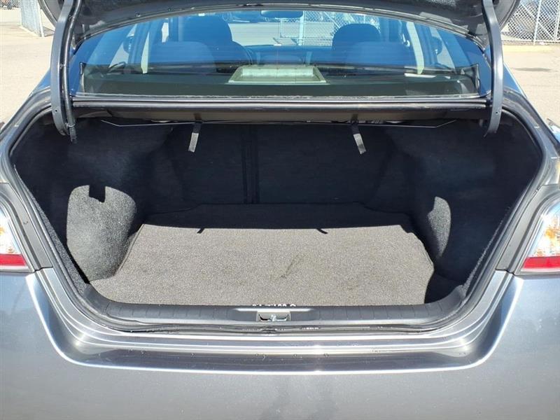 Nissan Altima 2.5 SV 2015