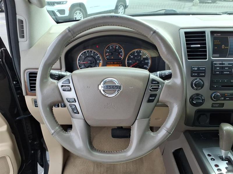 Nissan Armada  2015
