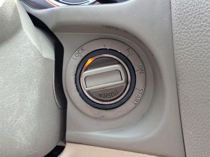 Nissan Armada  2015