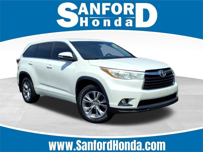 2015 Toyota Highlander LE FWD V6