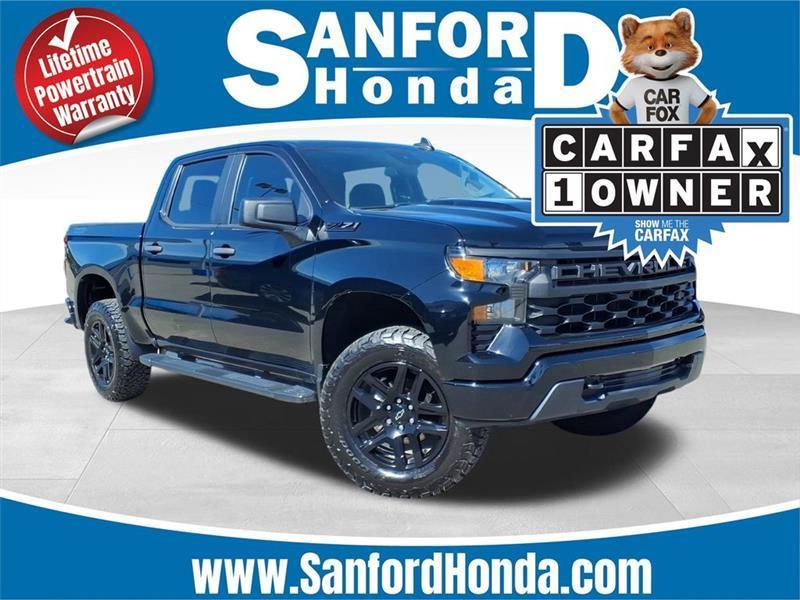 2022 Chevrolet Silverado 1500 Trail Boss Custom Crew Cab 4WD